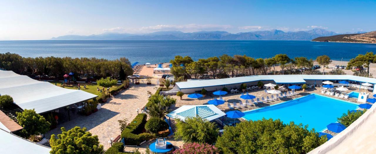 Delphi Beach Hotel Eratini Exteriör bild