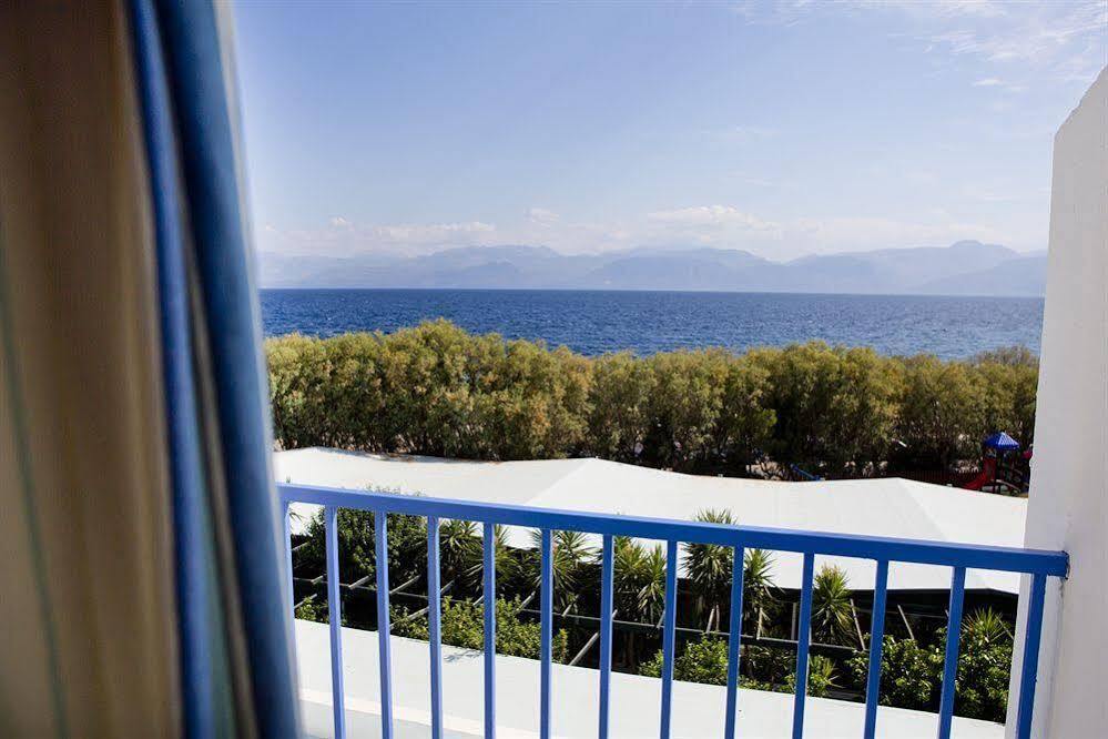 Delphi Beach Hotel Eratini Exteriör bild
